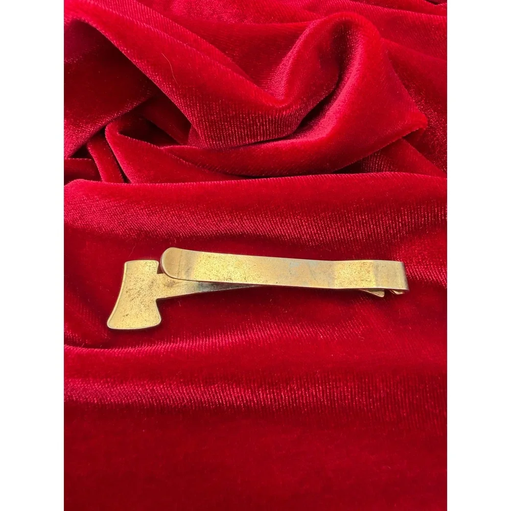 Vintage Axe Tie Clip Gold Tone Novelty Lumberjack Hatchet Mens Accessory